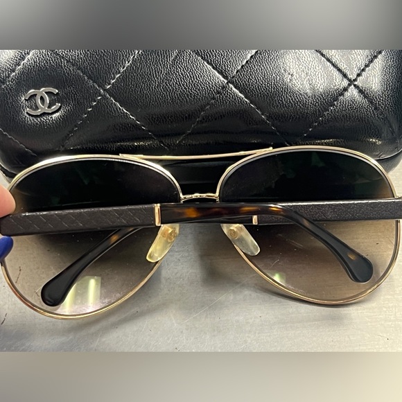 Chanel Aviator Sunglasses with case - Picture 7 of 13